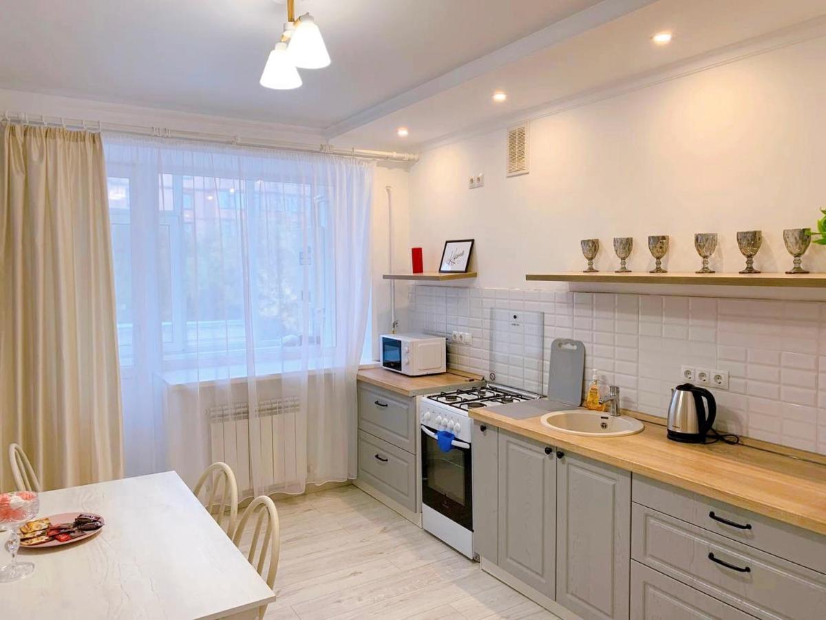 Sunny Home Uralsk Luaran gambar